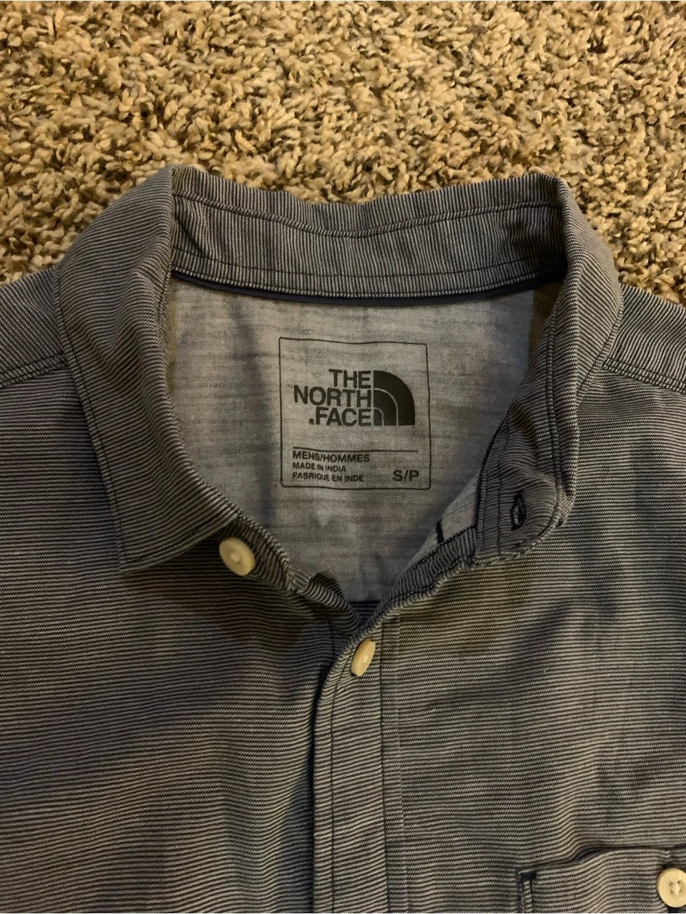 The North Face Men's Short-Sleeve Button-Down Shirt in Slate Blue